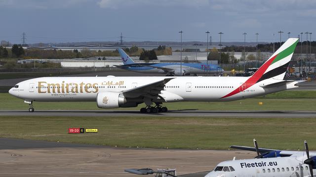 A6-ECY::Emirates Airline